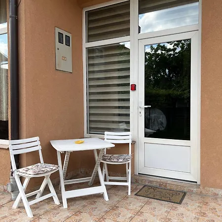 La Bocca - Airport, Parking, Ac, Bidet, Coffee Machine, Ps3 *