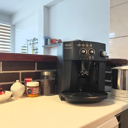 Apartment La Bocca - Airport, Parking, Ac, Bidet, Coffee Machine, Ps3 *