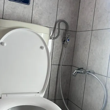La Bocca - Airport, Parking, Ac, Bidet, Coffee Machine, Ps3 Apartment *